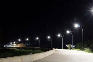 西班牙巴塞羅那的 LED 路燈。